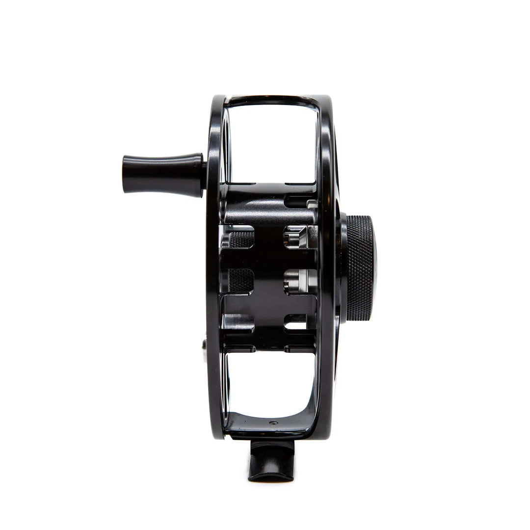 Silvertip Predator 9/10WT Large Arbor Fly Reel – CNC machined saltwater fly reel with carbon drag system | Jackson Hole Fly Company