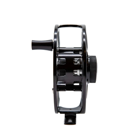 Silvertip Predator 9/10WT Large Arbor Fly Reel – CNC machined saltwater fly reel with carbon drag system | Jackson Hole Fly Company