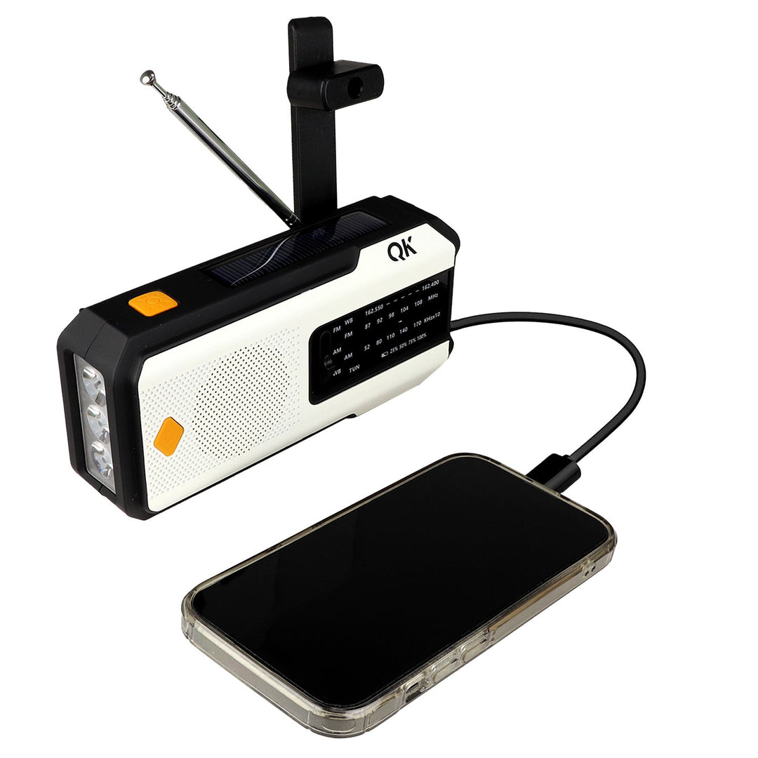 4-in-1 NOAA Weather Band Radio &amp; Flashlight with Solar, Dynamo and USB Charging